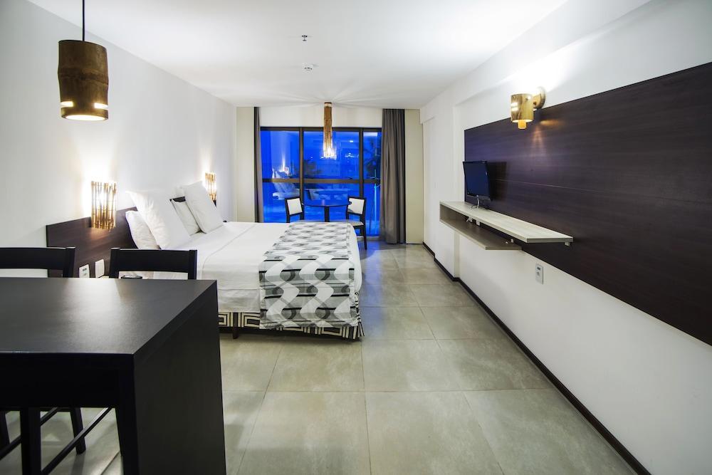 Ritz Suites Grand Hotel Boutique Масейо Экстерьер фото